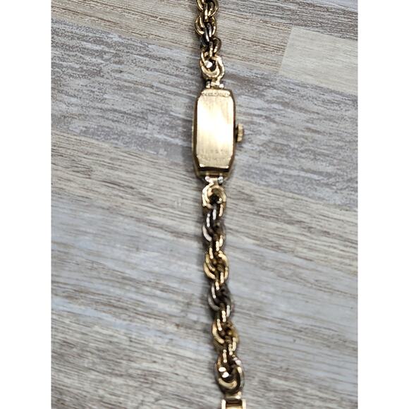 Vintage 10k gold filled Hamilton watch. Band is 1/20 10k GF and sterling silver - Picture 7 of 9